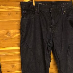 VGUC Gap Jeans Dark Wash